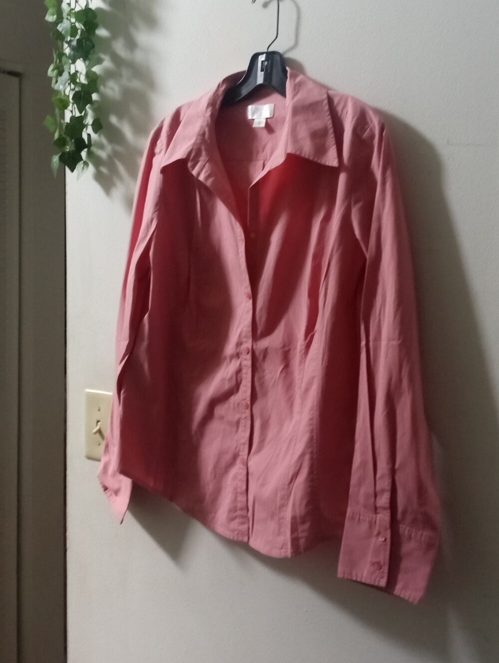 Classic Women's Button-Up Shirt - Pink